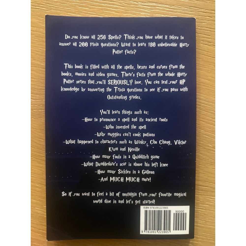 Michael Fry Harry Potter Spells Facts Trivia Book Unisex OS Blue Excellent Guide - Picture 2 of 2